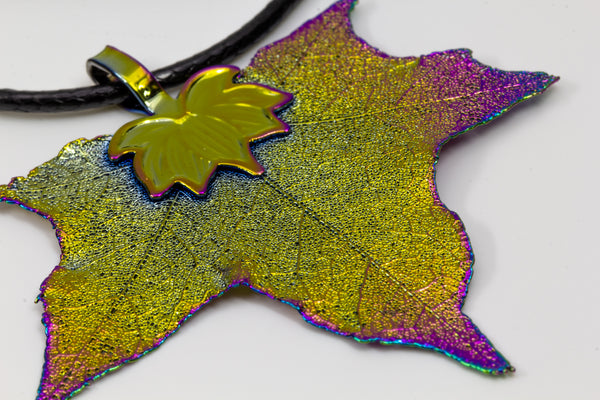 CanadianSugarMapleLeaf Aurora Pendant
