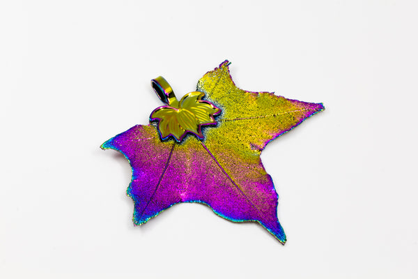CanadianSugarMapleLeaf Aurora Pendant