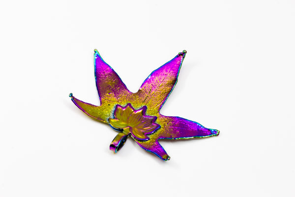 CanadianSugarMapleLeaf Aurora Pendant