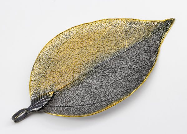 KingKongLeaf Two-Color Pendant