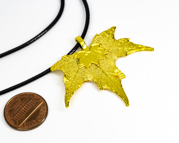 CanadianSugarMapleLeaf Pendant