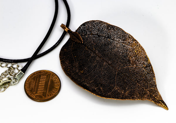 KingKongLeaf Two-Color Pendant