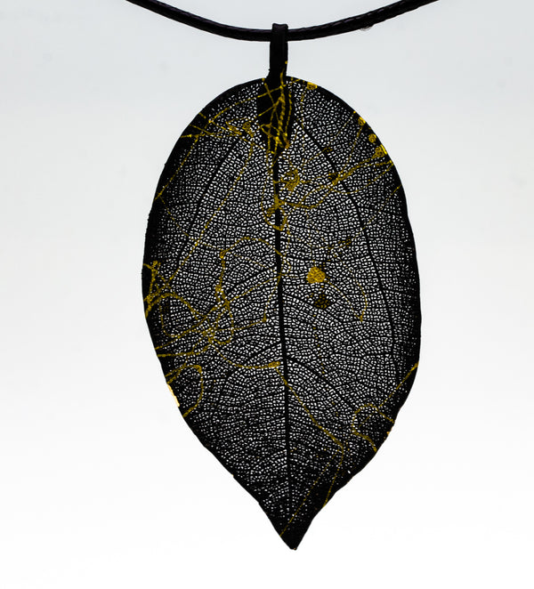 KingKongLeaf Color Pendant