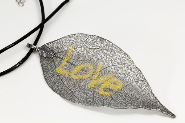 KingKongLeaf Love Pendant