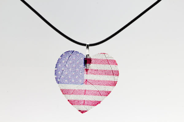 HeartShaped NationalFlag Pendant