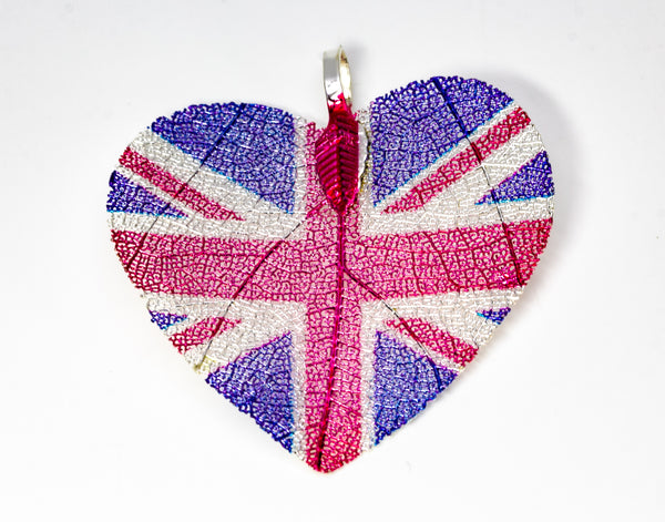 HeartShaped NationalFlag Pendant