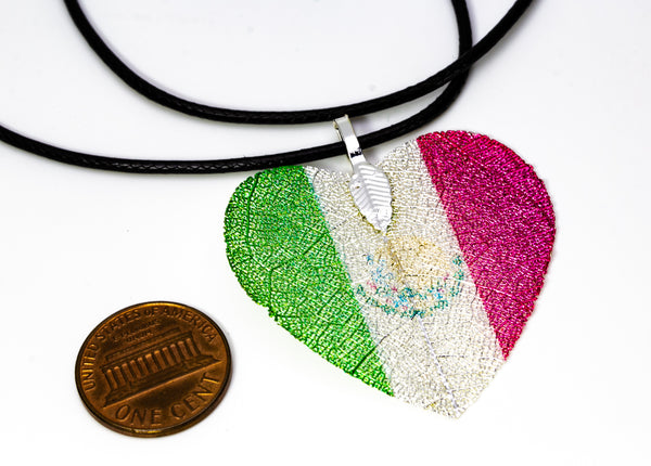 HeartShaped NationalFlag Pendant