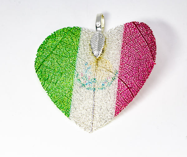 HeartShaped NationalFlag Pendant