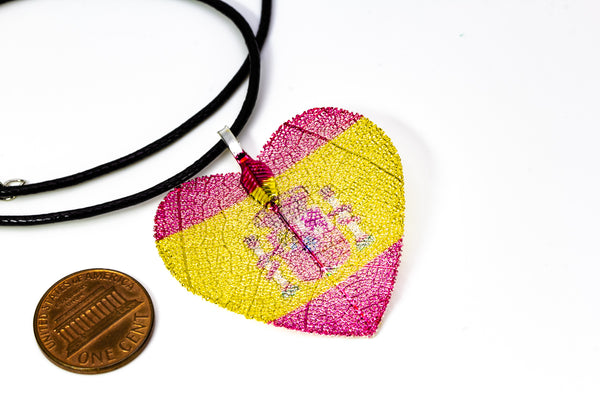 HeartShaped NationalFlag Pendant