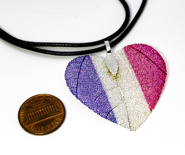 HeartShaped NationalFlag Pendant