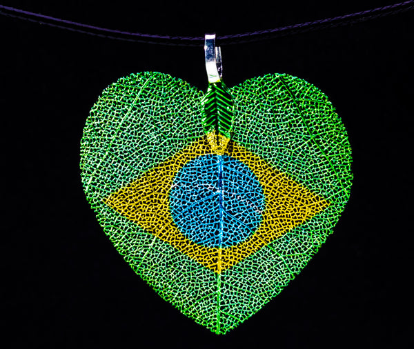 HeartShaped NationalFlag Pendant